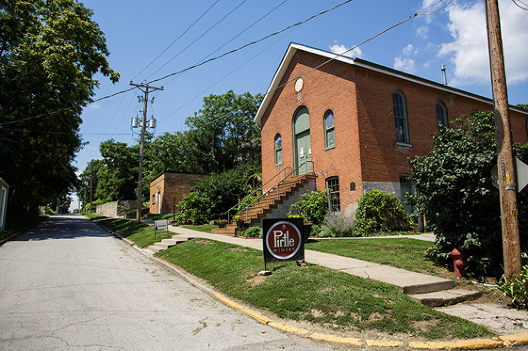 Weston-Missouri-Pirtle-Winery-00