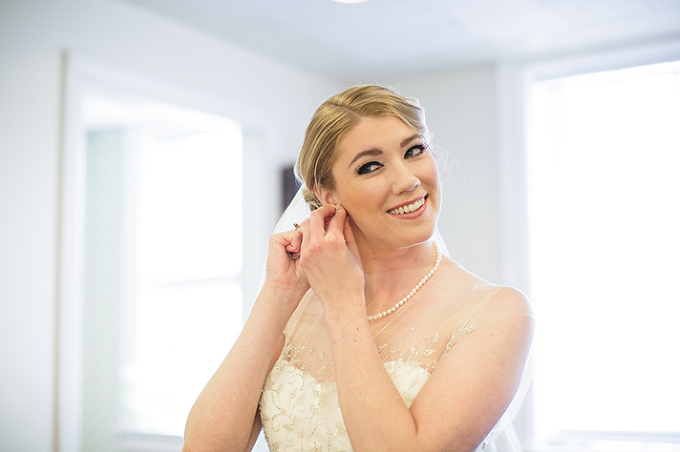 Click-Photography_Kansas-City-Weddings_Oakwood-Country-club_Alex-Katie_1010