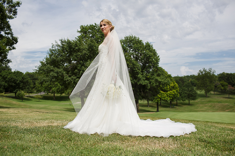 Click-Photography_Kansas-City-Weddings_Oakwood-Country-club_Alex-Katie_1021