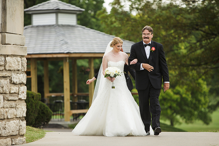 Click-Photography_Kansas-City-Weddings_Oakwood-Country-club_Alex-Katie_1044