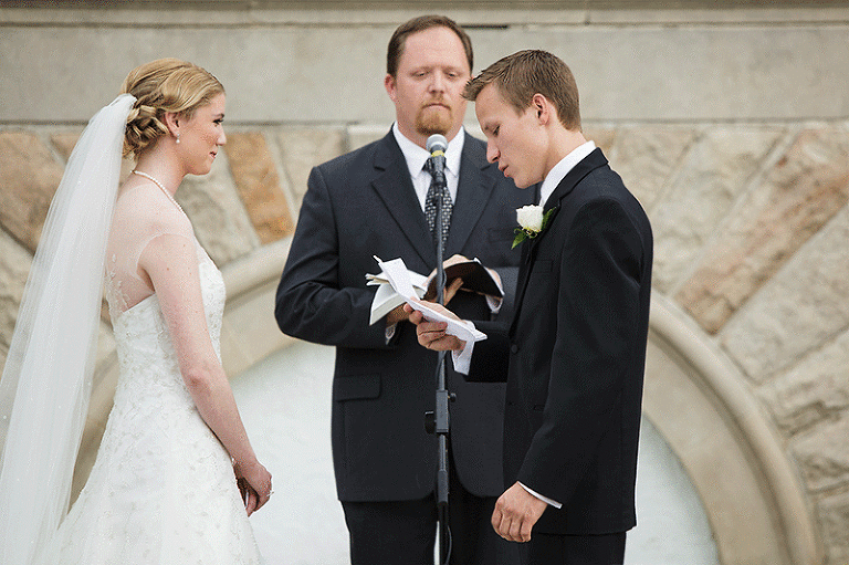 Click-Photography_Kansas-City-Weddings_Oakwood-Country-club_Alex-Katie_1051