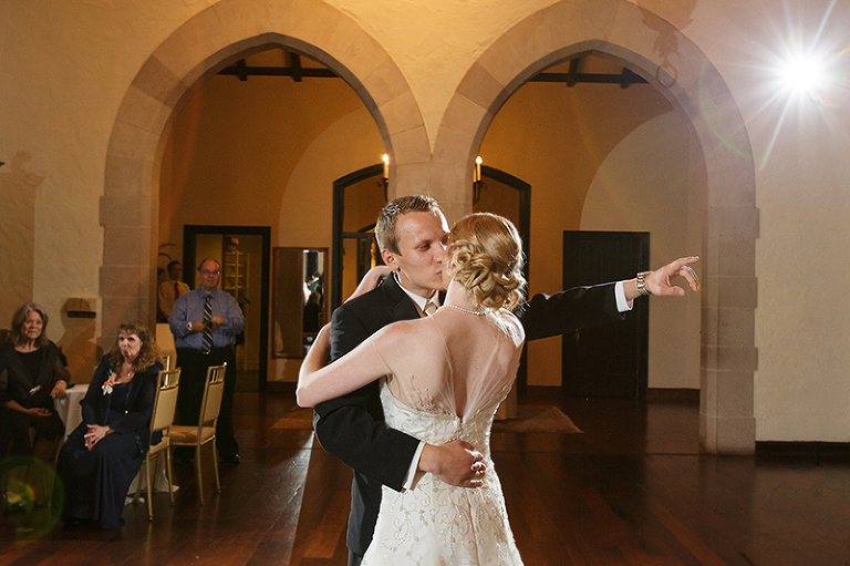 Click-Photography_Kansas-City-Weddings_Oakwood-Country-club_Alex-Katie_1082