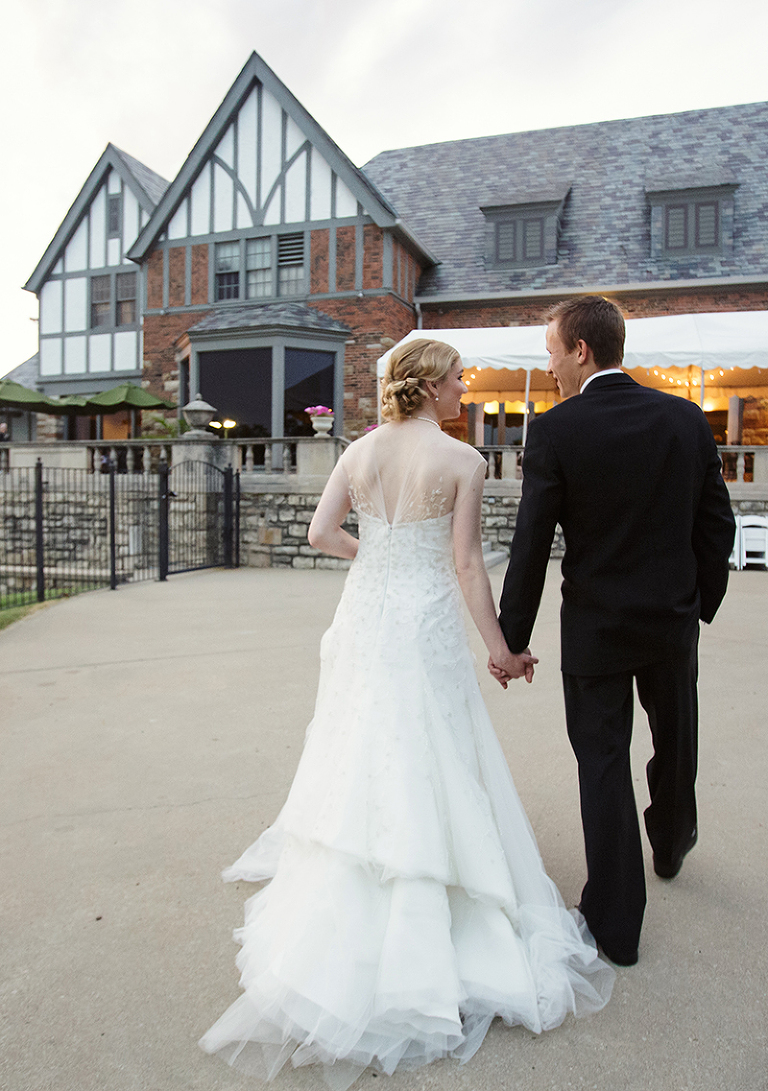 Click-Photography_Kansas-City-Weddings_Oakwood-Country-club_Alex-Katie_1090