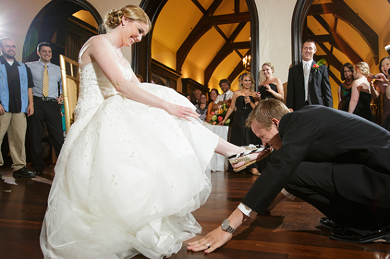 Click-Photography_Kansas-City-Weddings_Oakwood-Country-club_Alex-Katie_1095