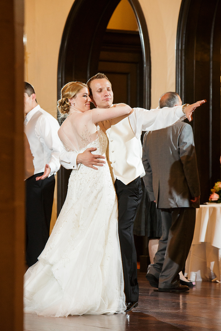 Click-Photography_Kansas-City-Weddings_Oakwood-Country-club_Alex-Katie_1099