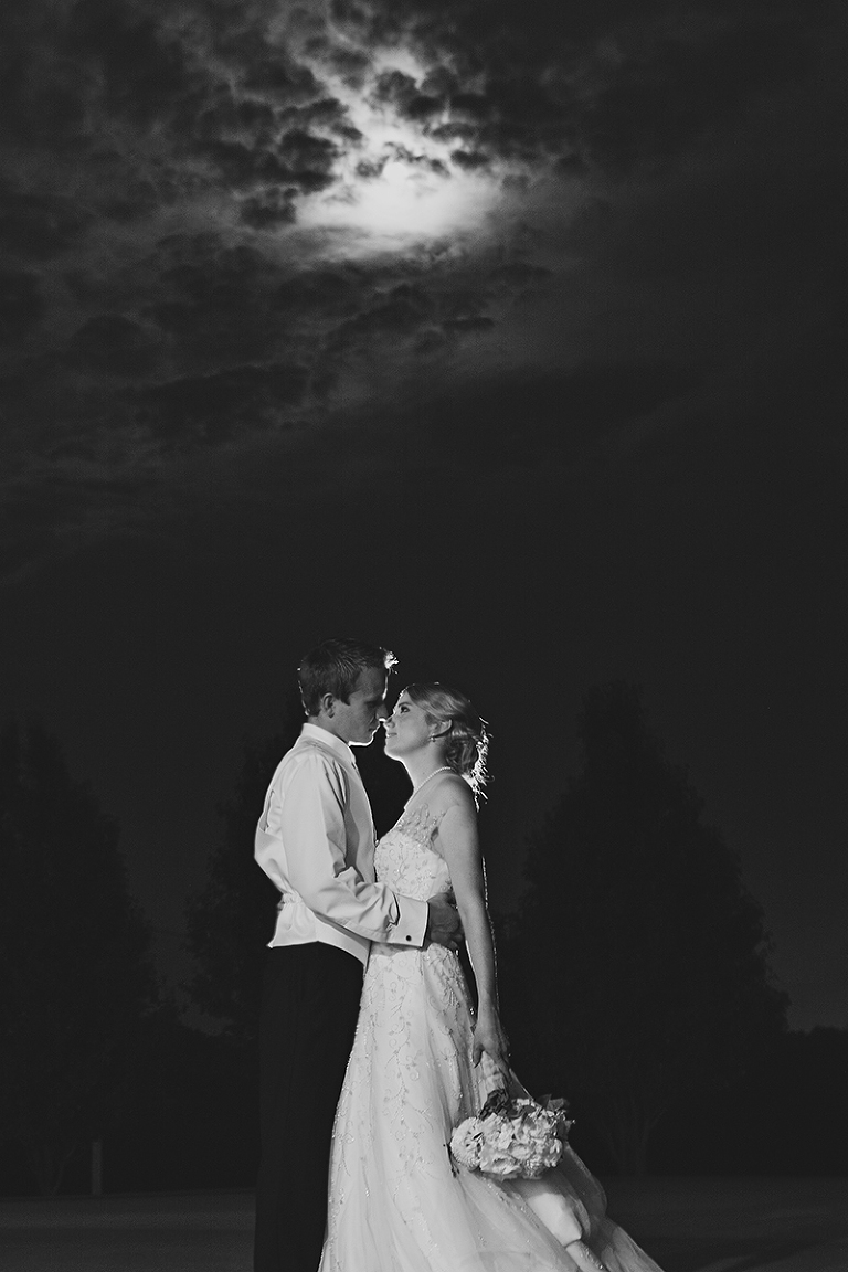 Click-Photography_Kansas-City-Weddings_Oakwood-Country-club_Alex-Katie_1106