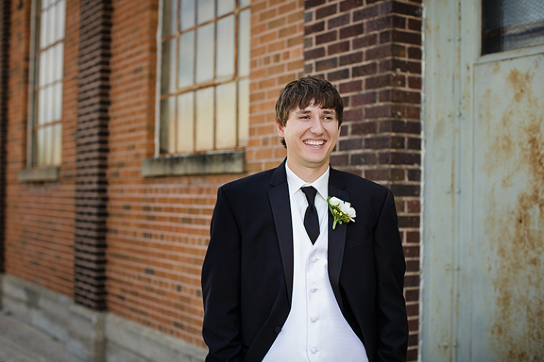 Click-Photography_Kansas-City_Wedding_Griebel_1053