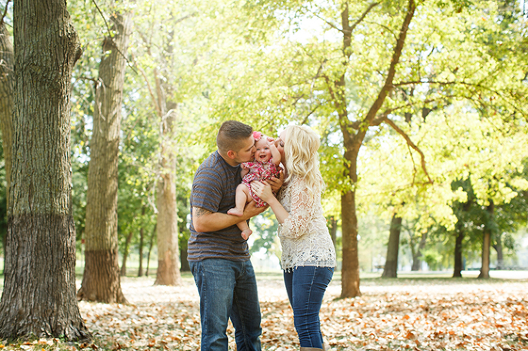 Click-Photography_Parkville-Missouri_Family-Portraits_Chelsea_1010
