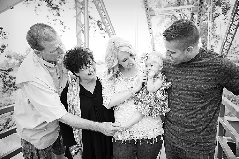 Click-Photography_Parkville-Missouri_Family-Portraits_Chelsea_1011