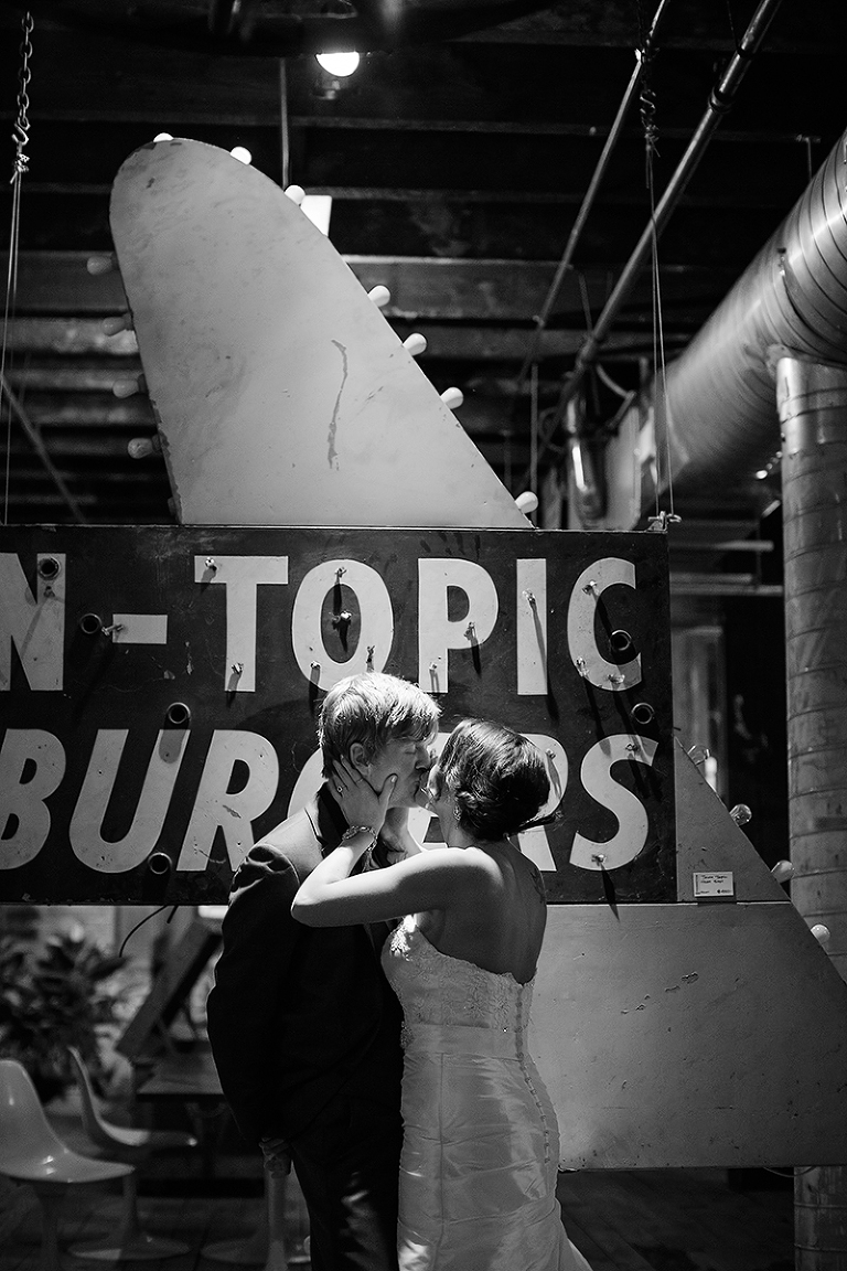 Click-Photography_Kansas-City-Wedding_Murley_1069