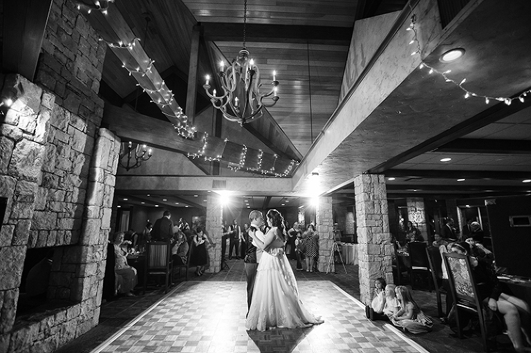 Kansas City wedding in Autumn