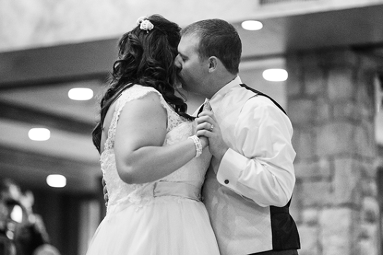 Kansas City wedding in Autumn