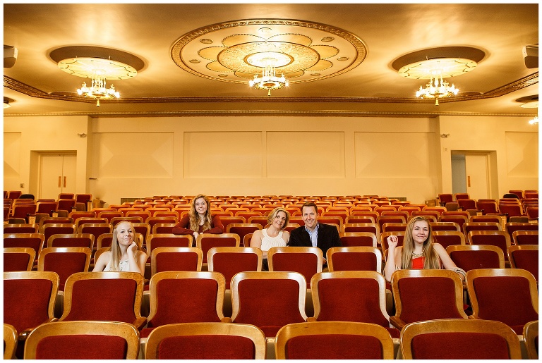 Family-Photography-Kansas-City_Click-Photography_2015_Harshbargers_Folly-Theater__1004