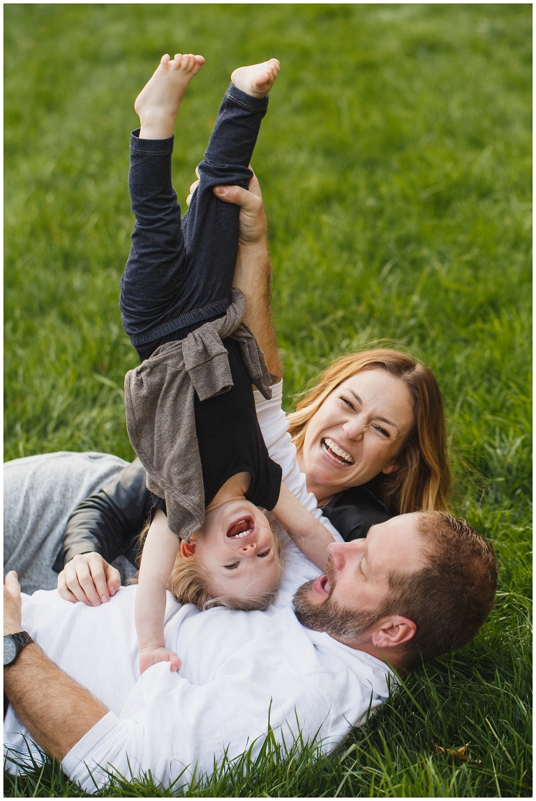 Kansas-City_Engagement_Family_Click-Photography_2015_Laura-Jason-1035