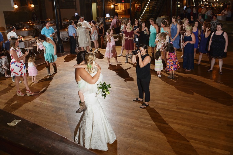 Click-Photography-Wedding-Abe-and-Jakes-Lawrence-KS_Dewey_1070