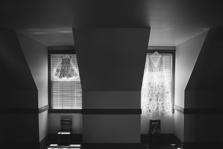 Modern wedding at Mildale Farm