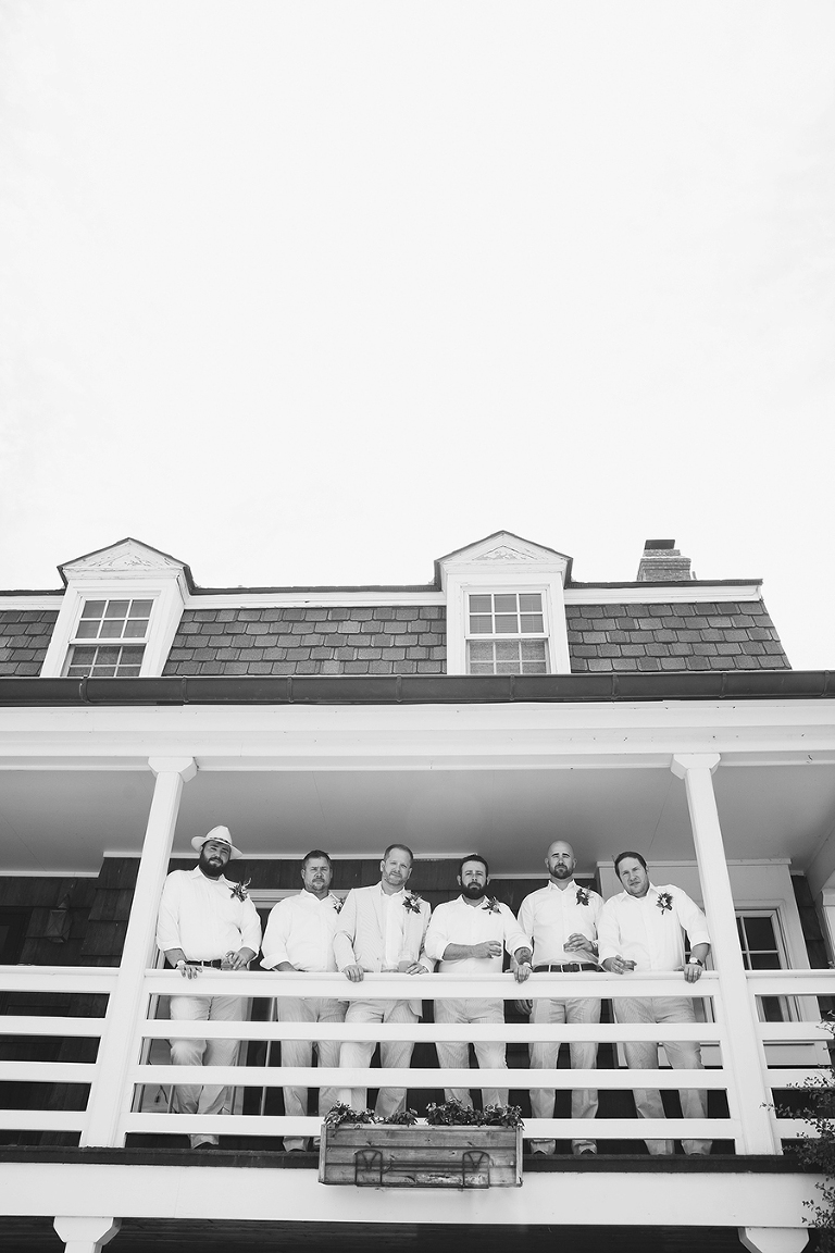 Modern wedding at Mildale Farm