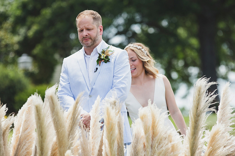 Modern wedding at Mildale Farm
