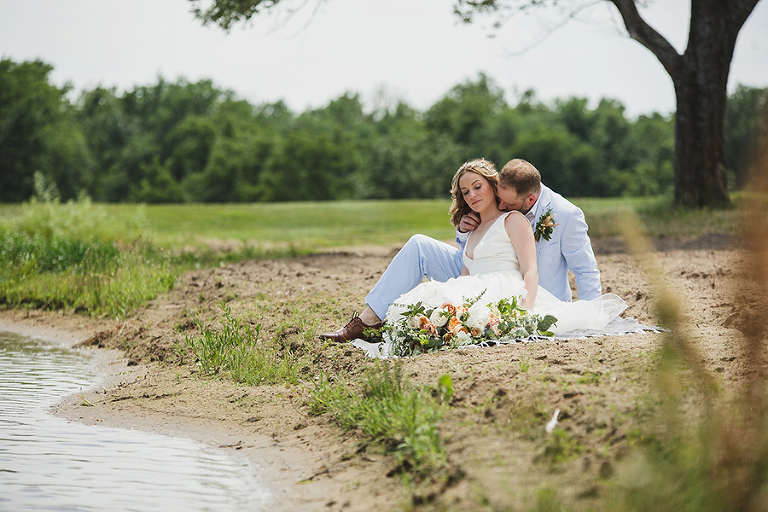 Modern wedding at Mildale Farm