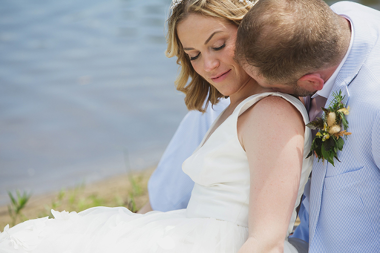 Modern wedding at Mildale Farm