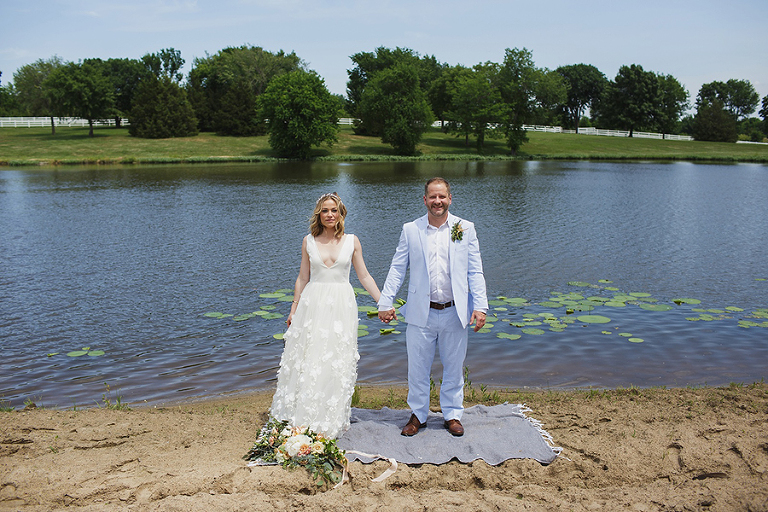 Modern wedding at Mildale Farm