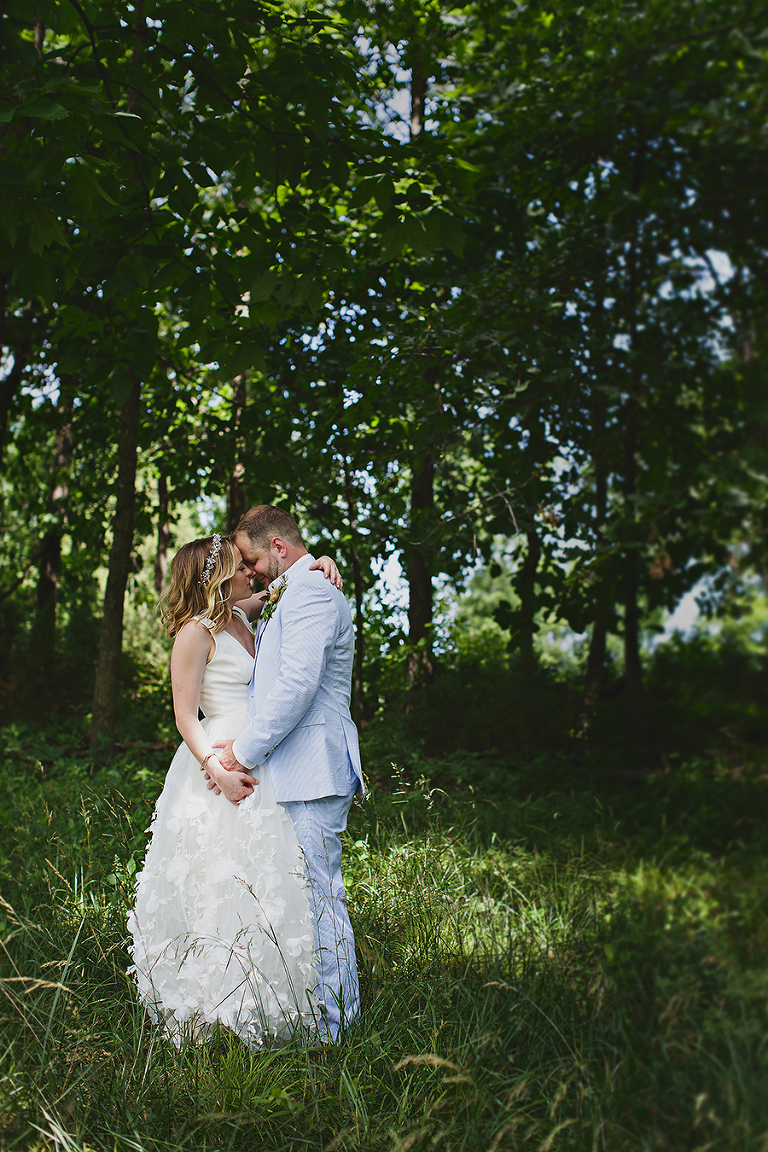 Modern wedding at Mildale Farm