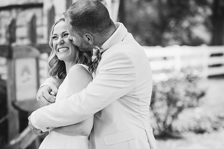 Modern wedding at Mildale Farm