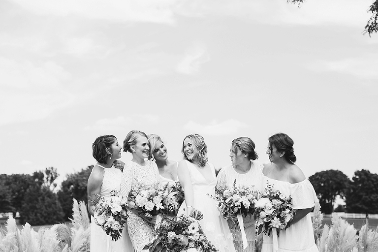 Modern wedding at Mildale Farm