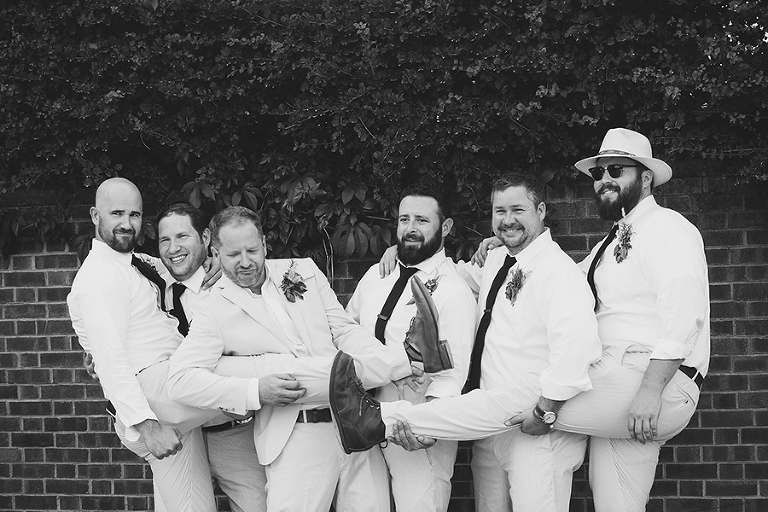 Modern wedding at Mildale Farm