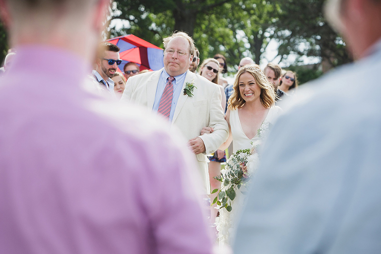 Modern wedding at Mildale Farm