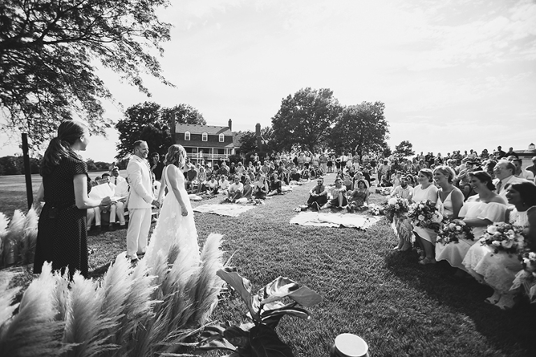 Modern wedding at Mildale Farm