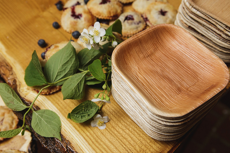 Modern wedding at Mildale Farm