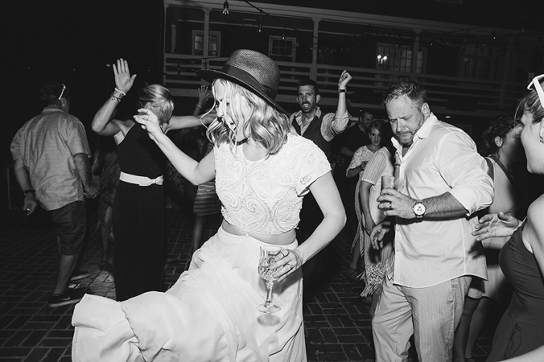 Modern wedding at Mildale Farm