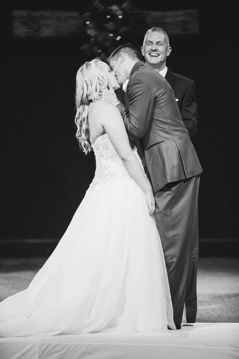 Ironwood-Lodge_Weddings_Zimmerman-1058
