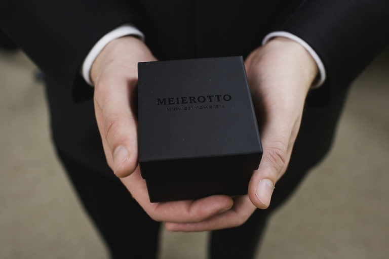 marriott-kc-weddings_click-photography_k-p_1019