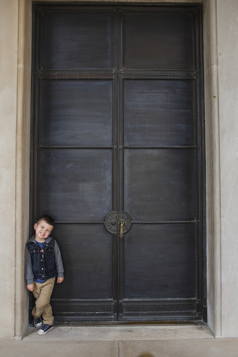 liberty-memorial-family-portraits_click-photography-kc_myers__1008